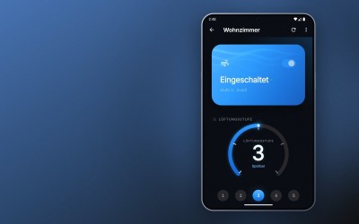 Novarius-App auf dem Smartphone: Ansicht „Wohnzimmer“ mit eingeschalteter Lüftung, Stufe 3, Betriebsart Zuluft und Drehregler für die Lüftungsstufe. Vorschau, Early Access.