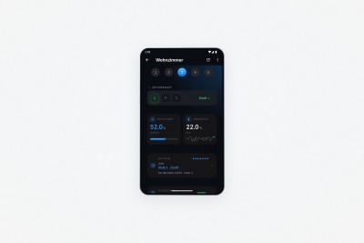 App-Ansicht mit relativer Feuchte neben dem hinterlegten Sollwert und dem Temperaturverlauf der letzten Stunden je Raum. Vorschau, Early Access.